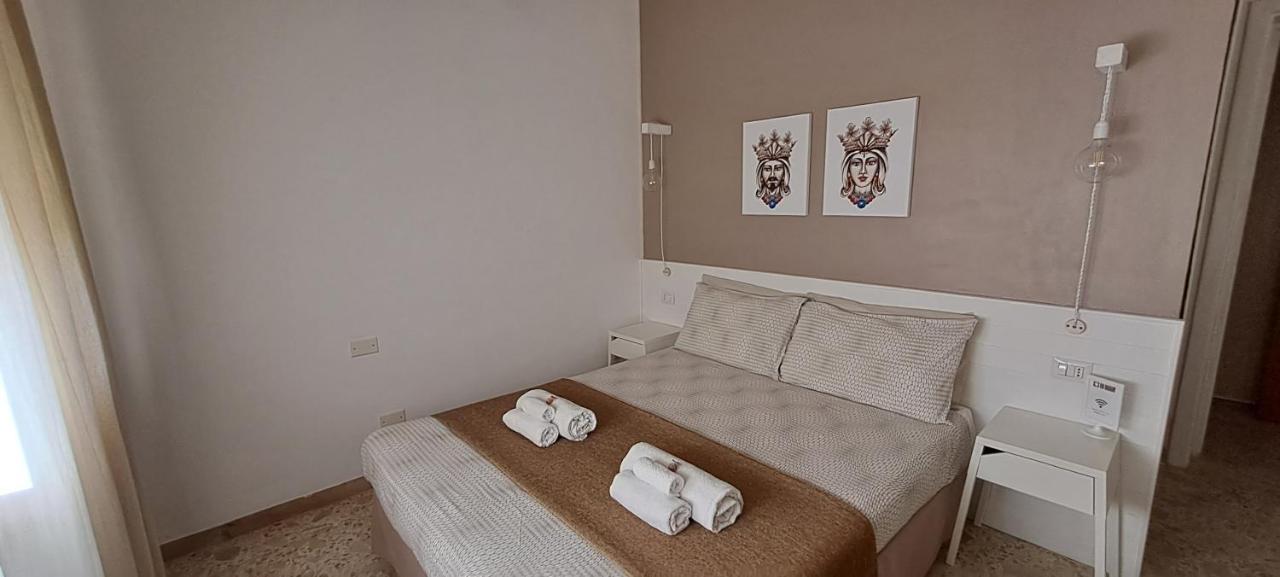 Il Vaso Di Creta Bed & Breakfast Ragusa Bagian luar foto