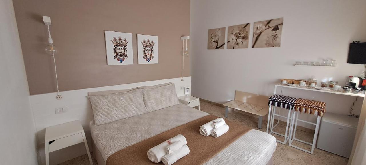 Il Vaso Di Creta Bed & Breakfast Ragusa Bagian luar foto